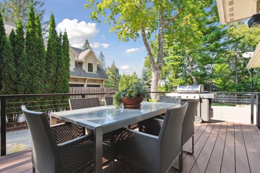 633 Park Street E, Wayzata, MN 55391