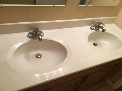 896 Wescott Square, Eagan, MN 55123