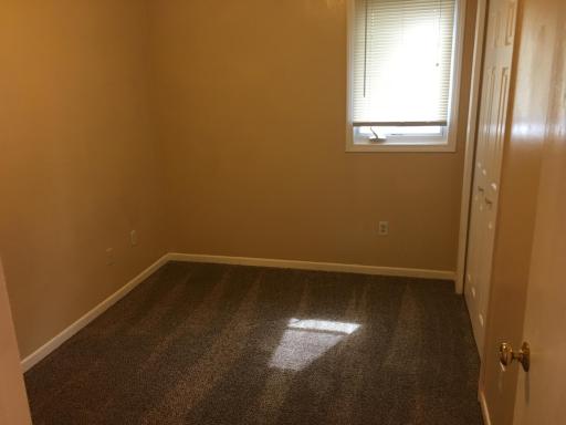 896 Wescott Square, Eagan, MN 55123