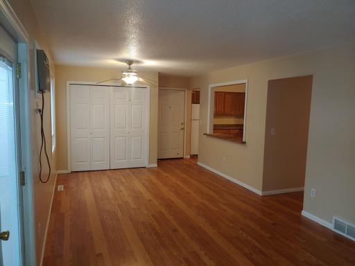 896 Wescott Square, Eagan, MN 55123