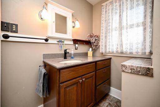 629 W King Street, Winona, MN 55987