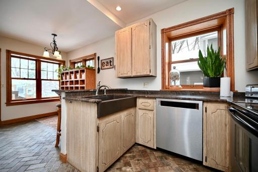 629 W King Street, Winona, MN 55987