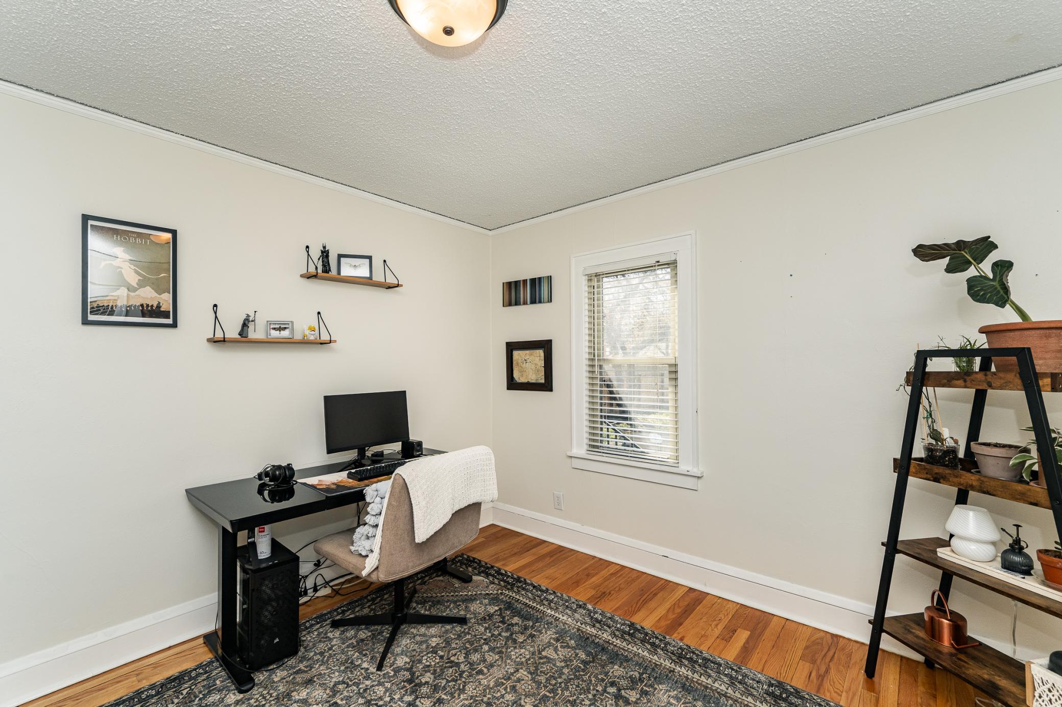 Bedroom 1 (Main Floor)