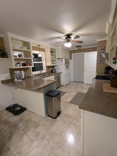 2b627dde-e459-4bb7-bb83-0265cb05a647 (1).jpeg