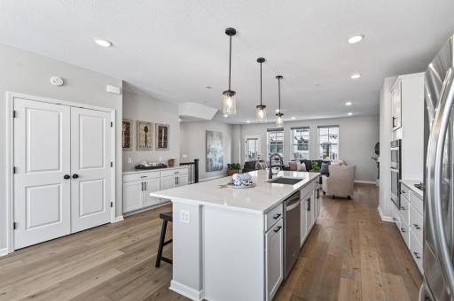 875 W Falls Passage, C, Saint Paul, MN 55116