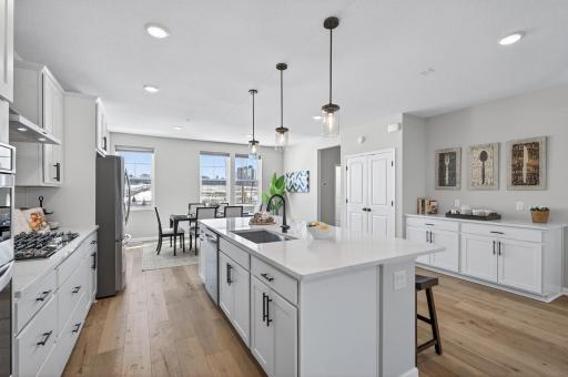 875 W Falls Passage, C, Saint Paul, MN 55116