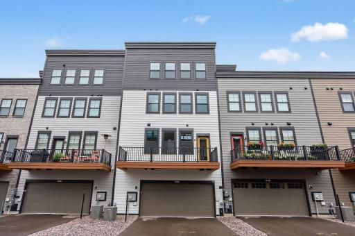 875 W Falls Passage, C, Saint Paul, MN 55116