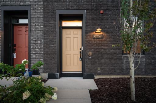 875 W Falls Passage, C, Saint Paul, MN 55116