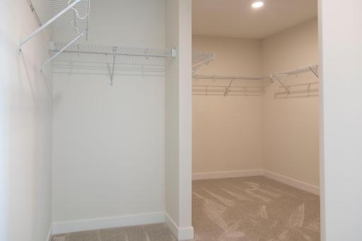 3627 Knightsbridge Trail N, Lake Elmo, MN 55042