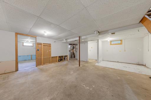 1323 Greenwood Place, Faribault, MN 55021