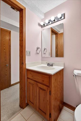 8920 Vickors Crossing, Brooklyn Park, MN 55443