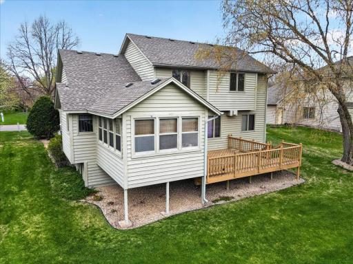 8920 Vickors Crossing, Brooklyn Park, MN 55443