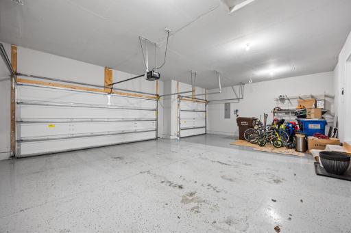18504 70th Avenue N, Maple Grove, MN 55311