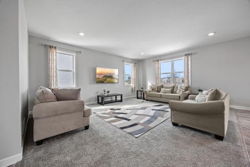 18504 70th Avenue N, Maple Grove, MN 55311