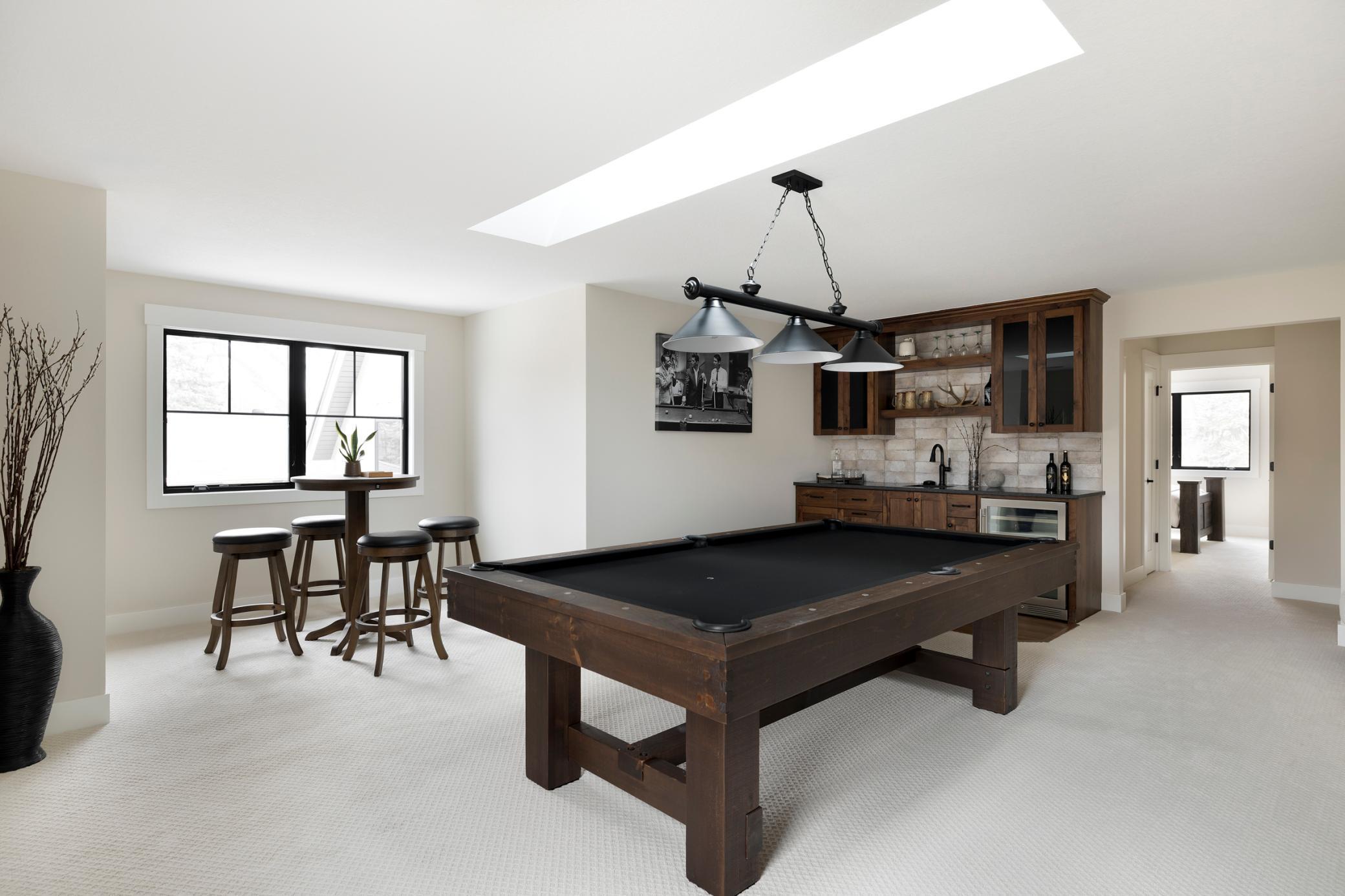 Upper Loft with Pool Room & Wet Bar