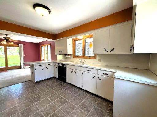1447 Sterling Street S, Saint Paul, MN 55119