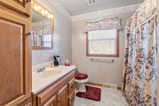 W394 Bluff Siding Road, Fountain City, WI 54629