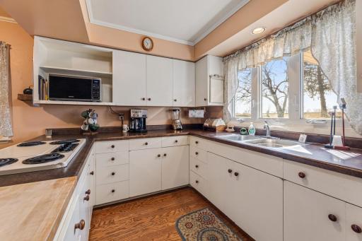W394 Bluff Siding Road, Fountain City, WI 54629