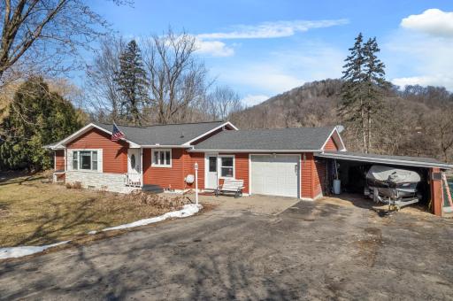 W394 Bluff Siding Road, Fountain City, WI 54629
