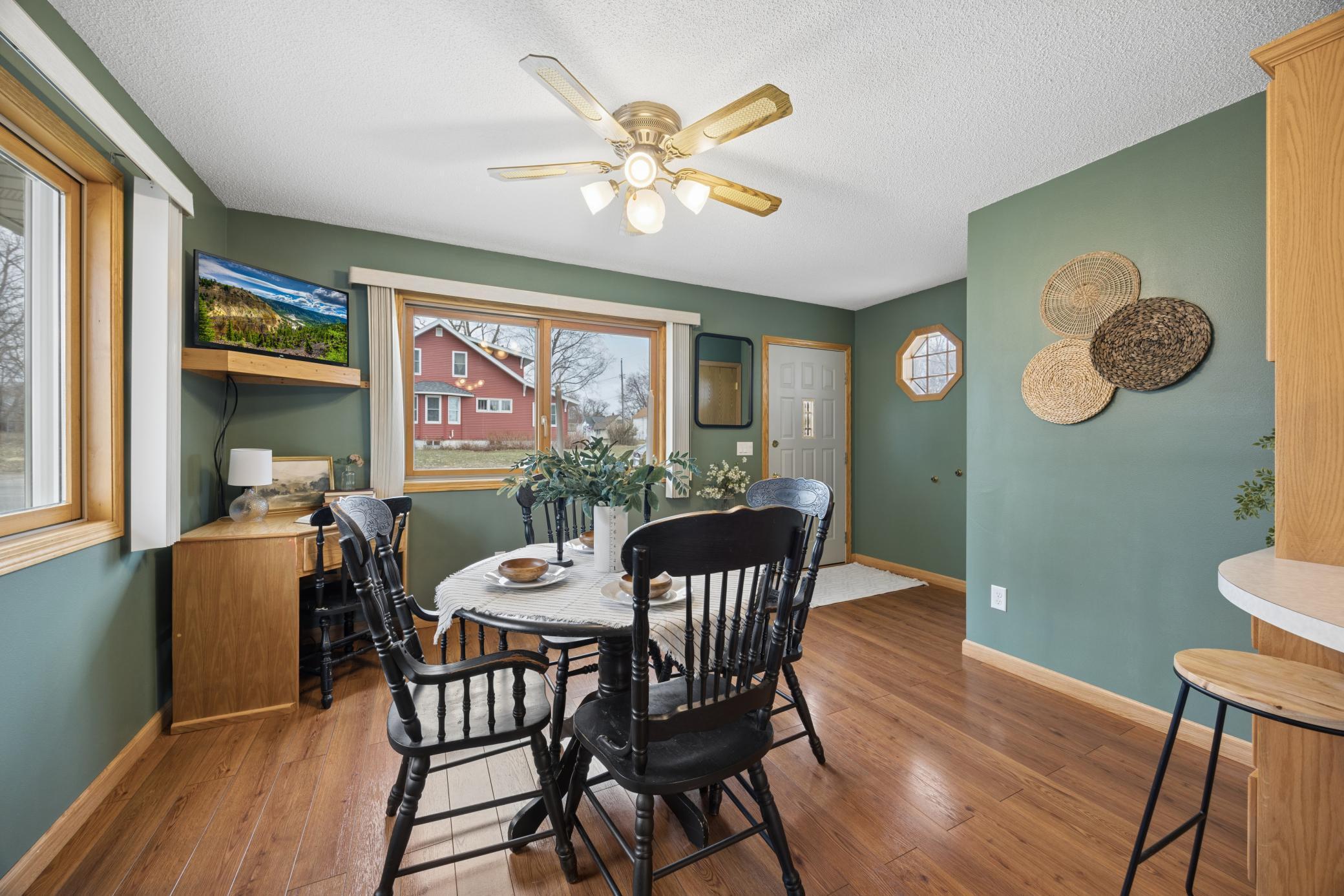Another view of the dining room from the kitchen.