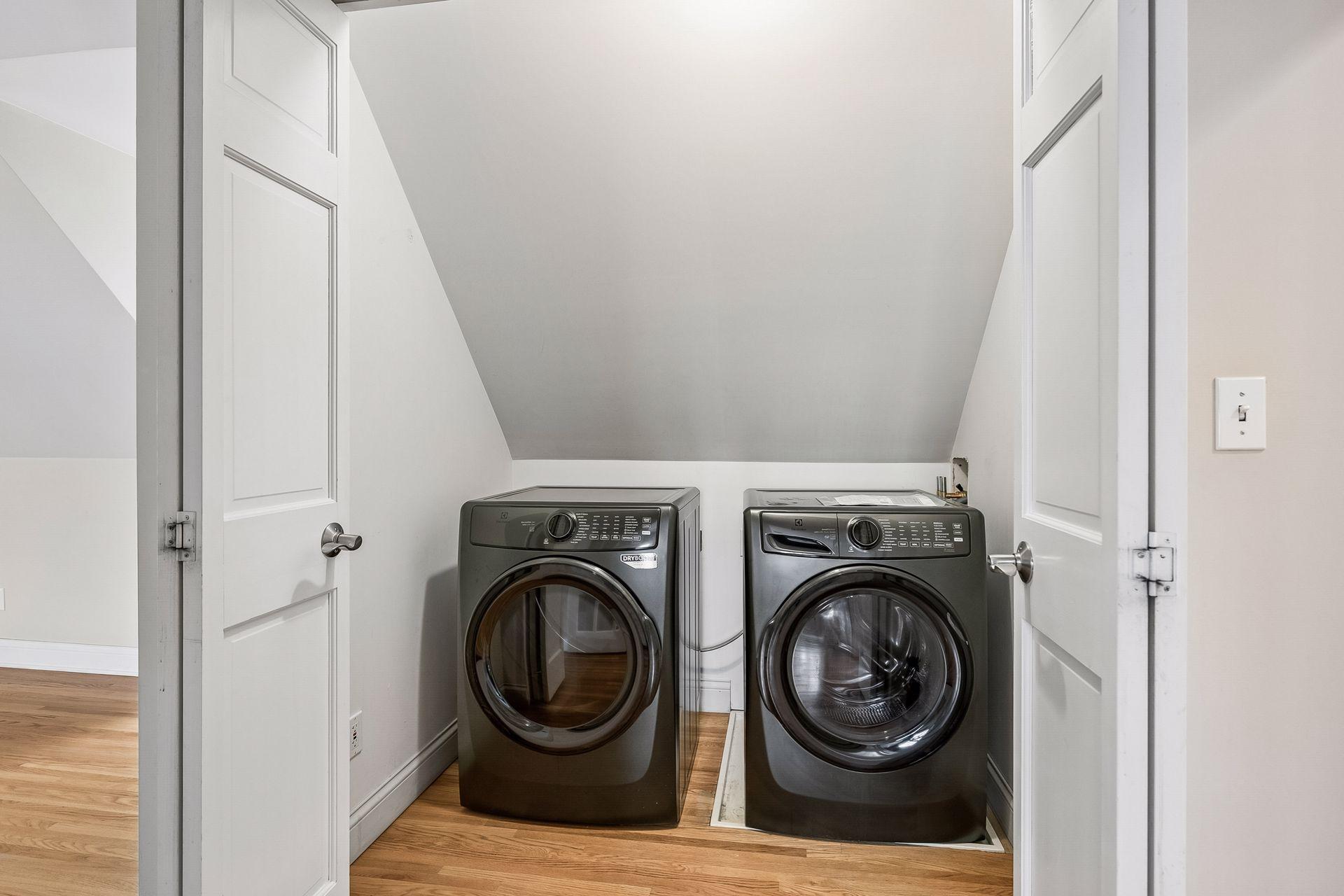 Primary Hallway Laundry