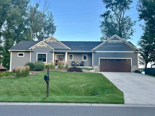 6824 W Shadow Lake Drive, Circle Pines, MN 55014