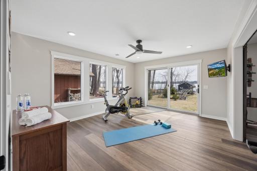 6824 W Shadow Lake Drive, Circle Pines, MN 55014