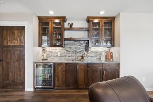 6824 W Shadow Lake Drive, Circle Pines, MN 55014