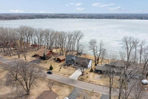 6824 W Shadow Lake Drive, Circle Pines, MN 55014