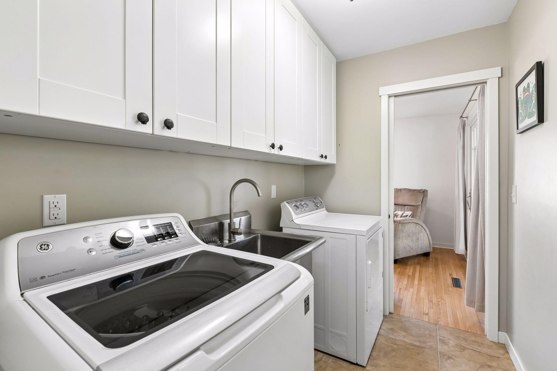 A great surprise- main floor laundry!