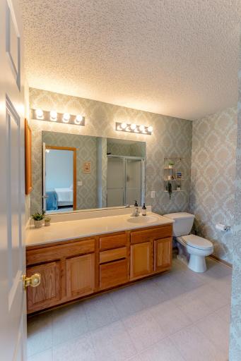 1586 Woodlynn Avenue, 2, Saint Paul, MN 55109