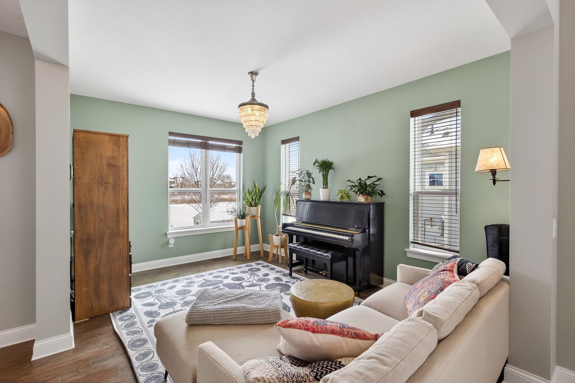 Main level living room/dining room