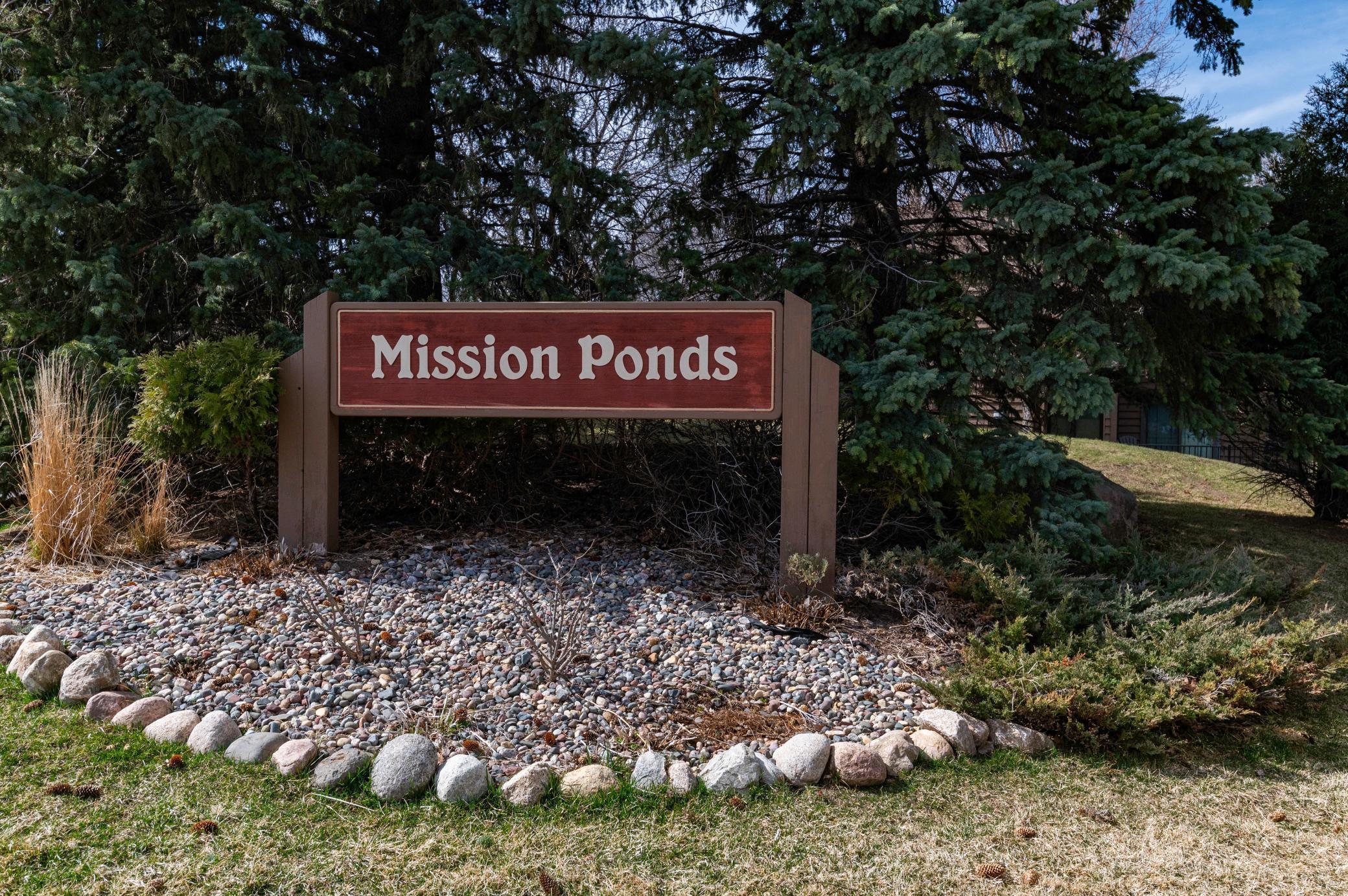 Welcome to Mission Ponds Homeowners Association. Located on the north side of Medicine Lake and nearly adjacent to French Park