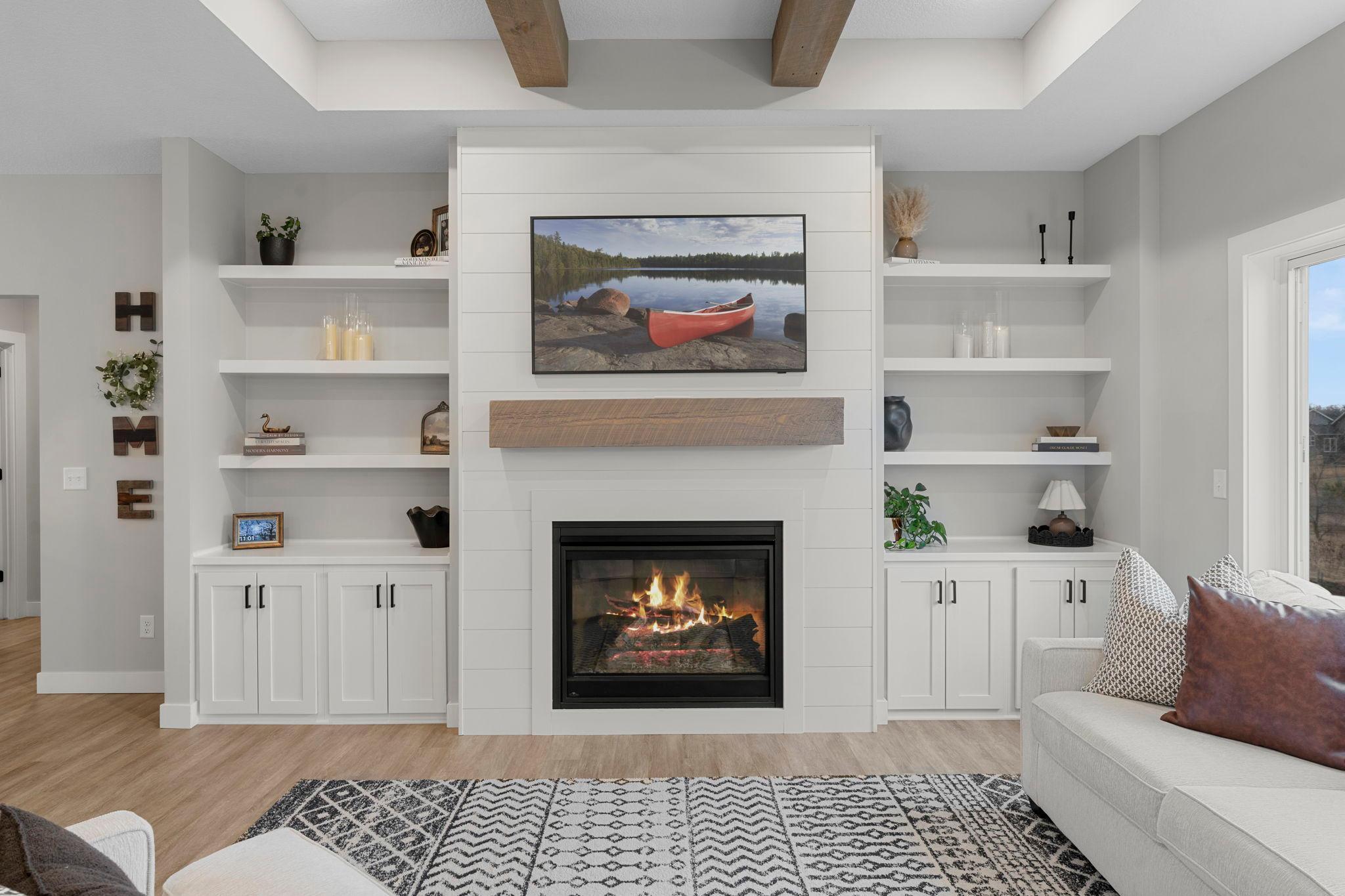 20-web-or-mls-23996 186th St NW-155.jpg