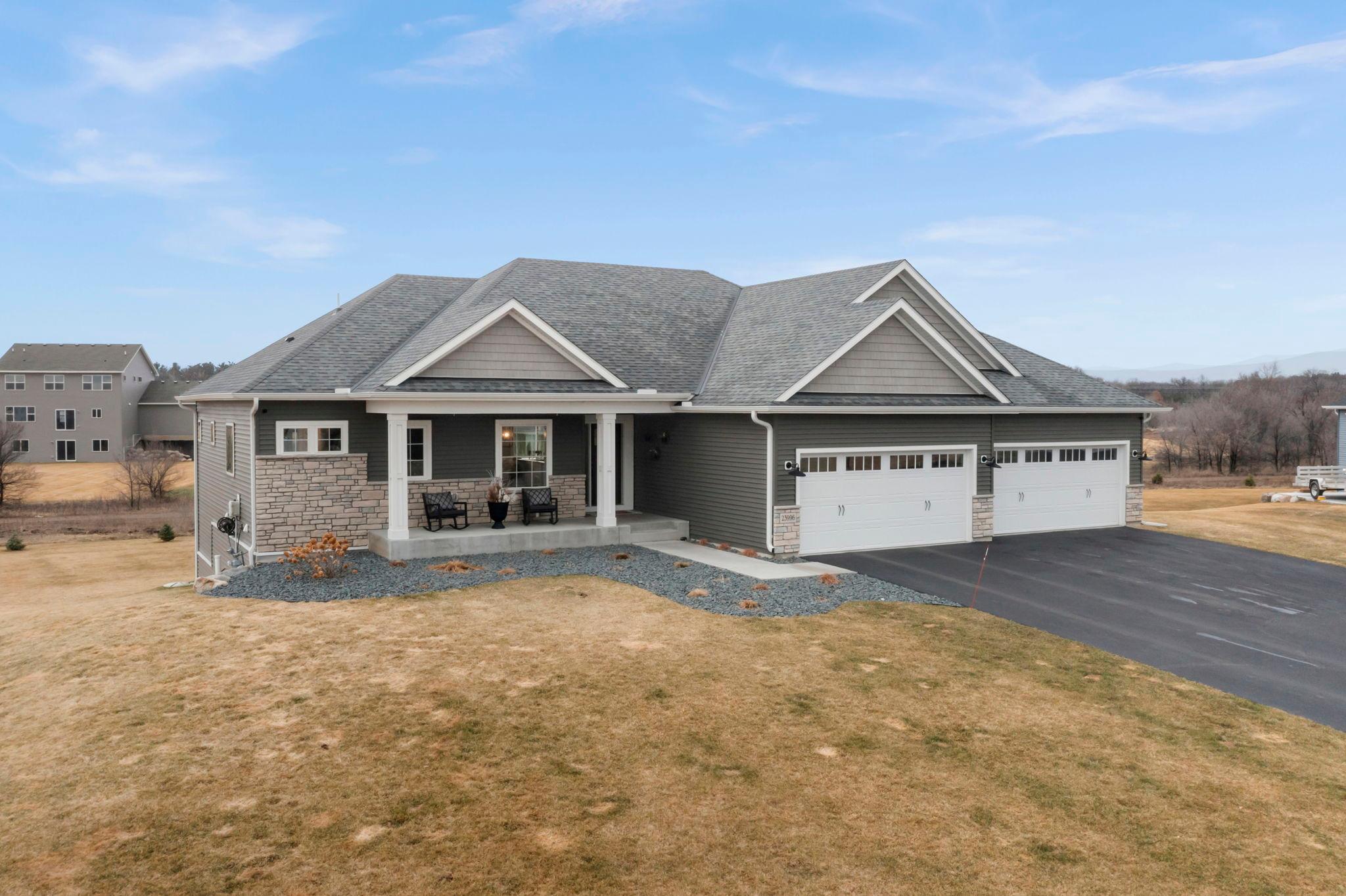 10-web-or-mls-23996 186th St NW-51.jpg