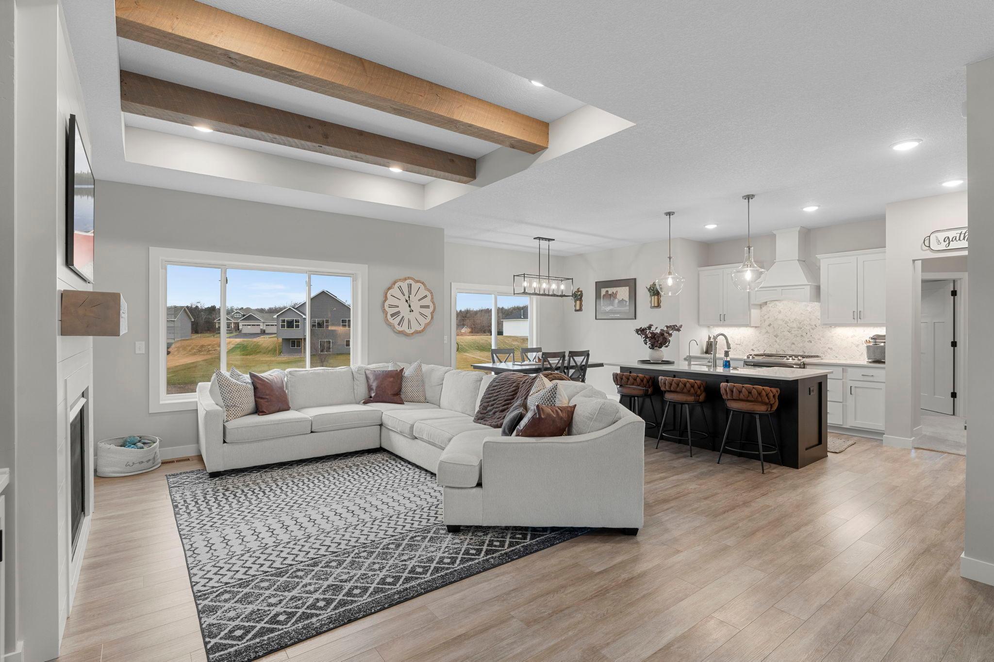 18-web-or-mls-23996 186th St NW-135.jpg