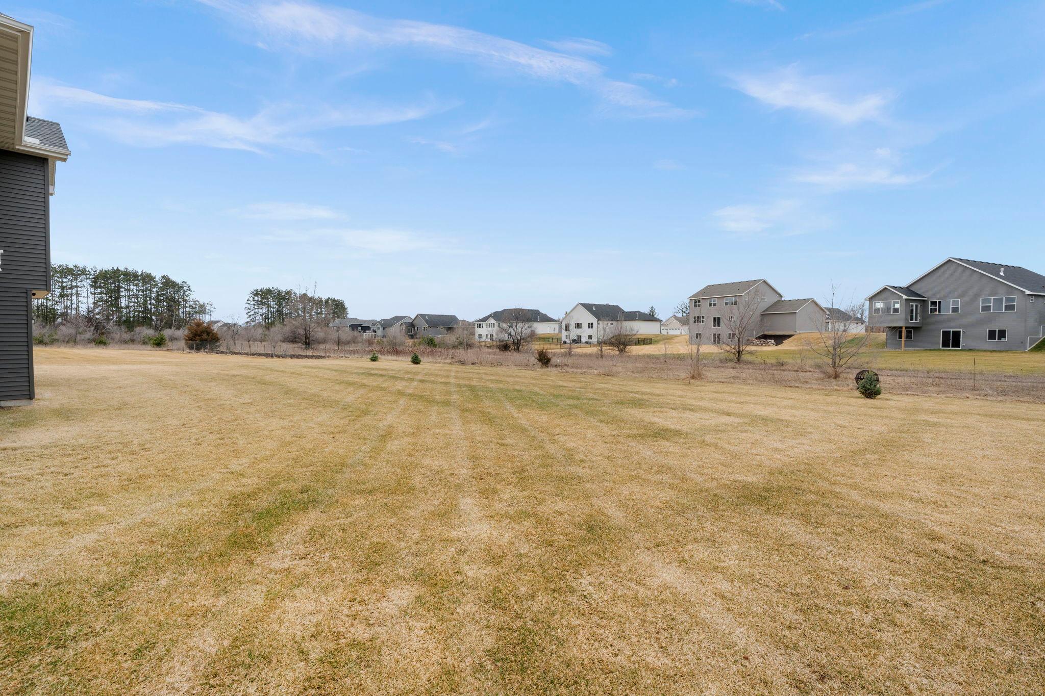 76-web-or-mls-23996 186th St NW-110.jpg