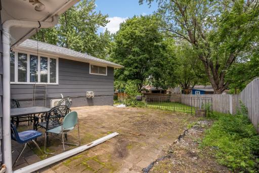 5306 Pennsylvania Avenue N, Minneapolis, MN 55428