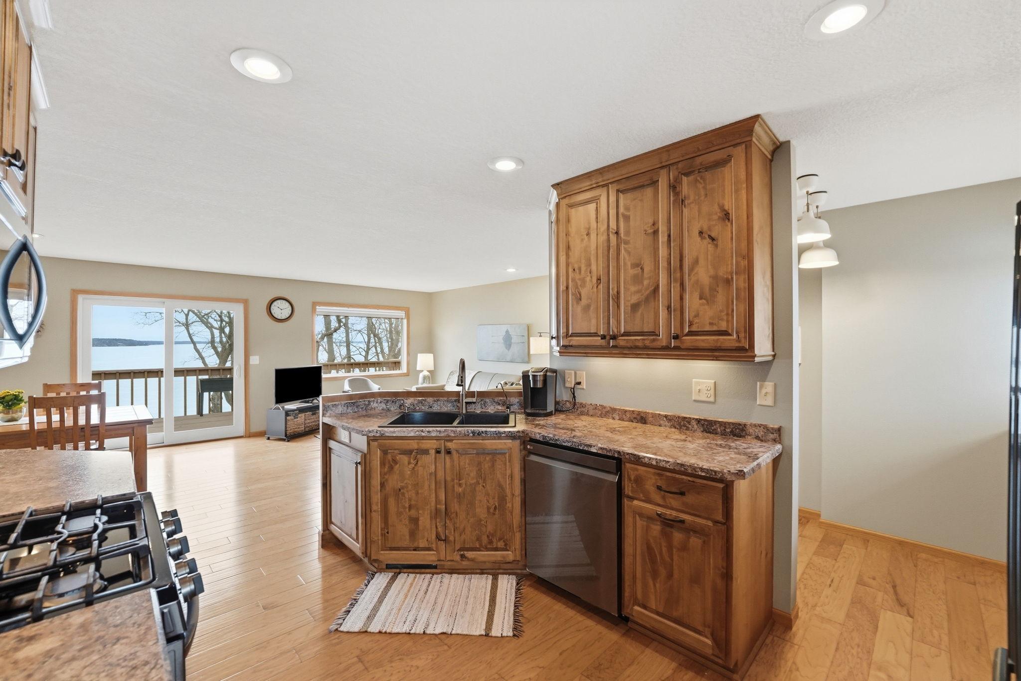 48-web-or-mls-DSC00589 2.jpeg