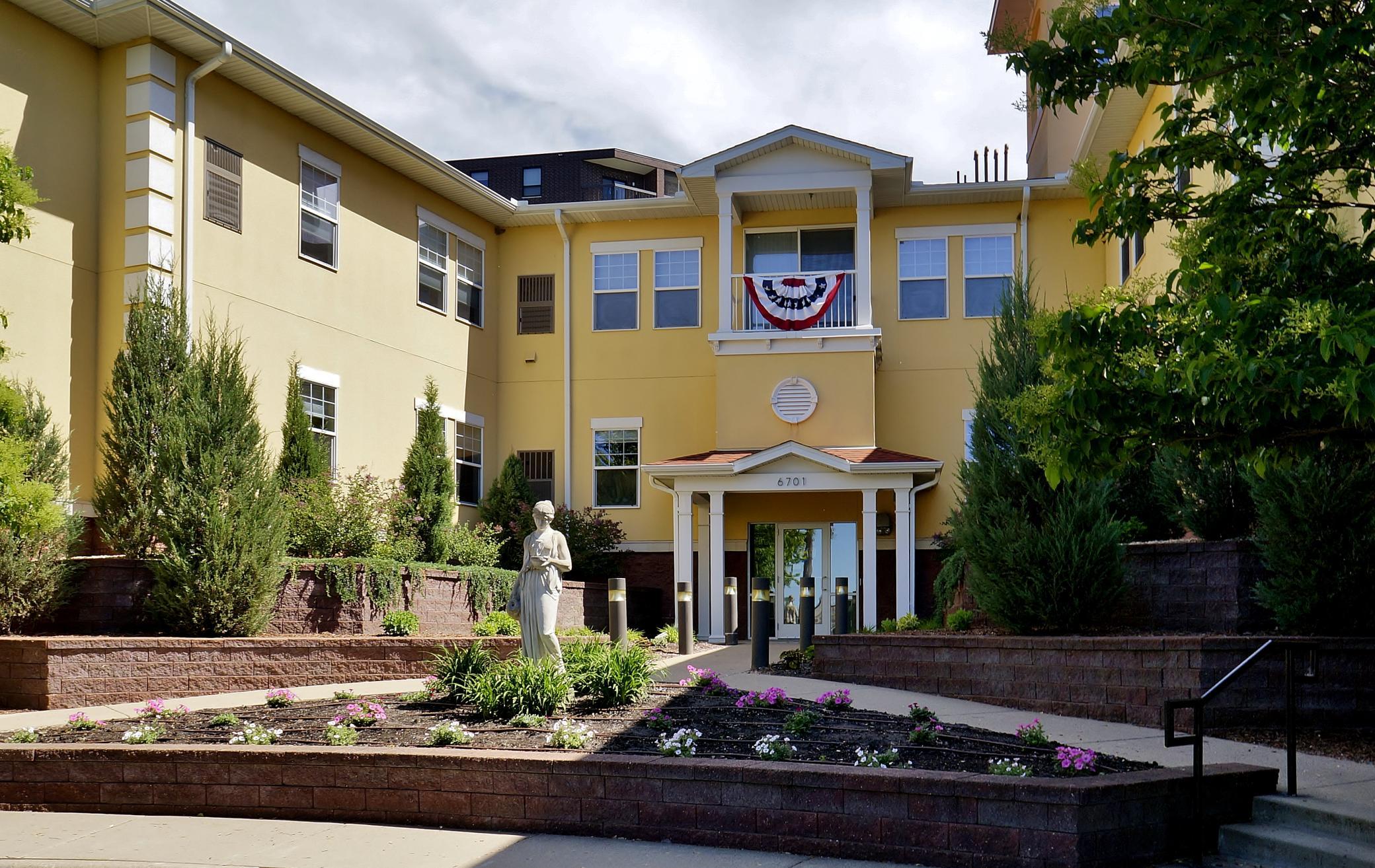 7040434