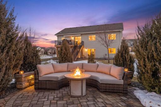 21421 Hytrail Circle, Lakeville, MN 55044