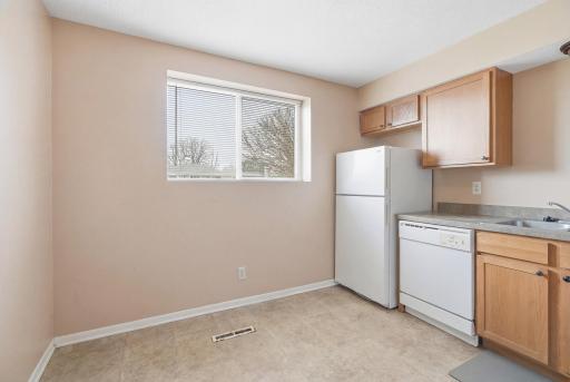 2269 11th Avenue E, Saint Paul, MN 55109