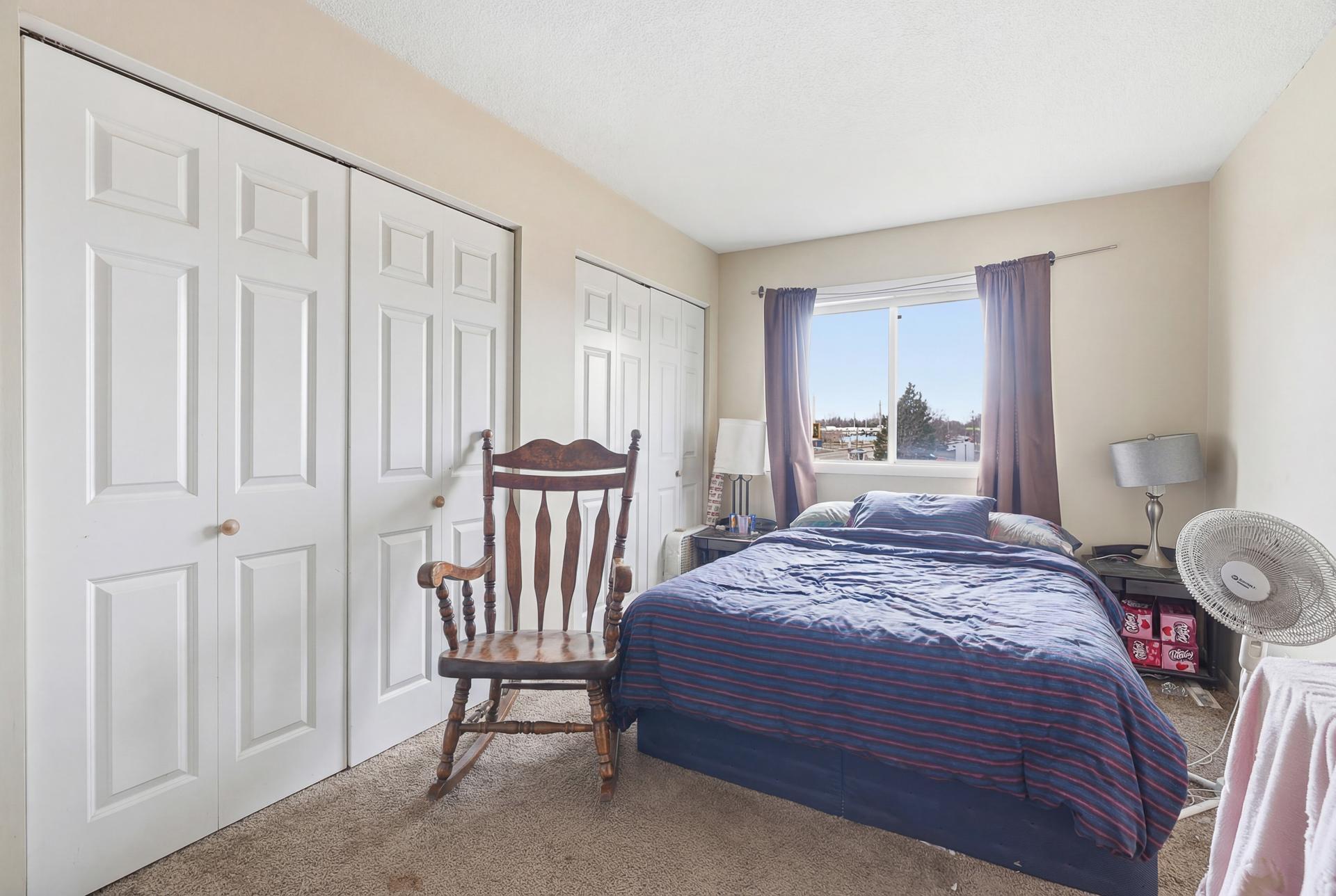 20 2269 11th Ave E MLS - 3:2 11.jpg