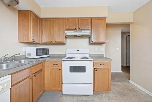 2269 11th Avenue E, Saint Paul, MN 55109