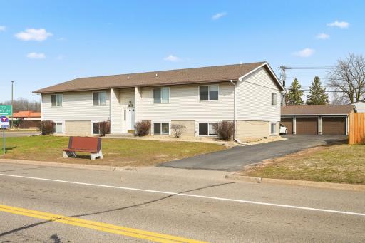 2269 11th Avenue E, Saint Paul, MN 55109