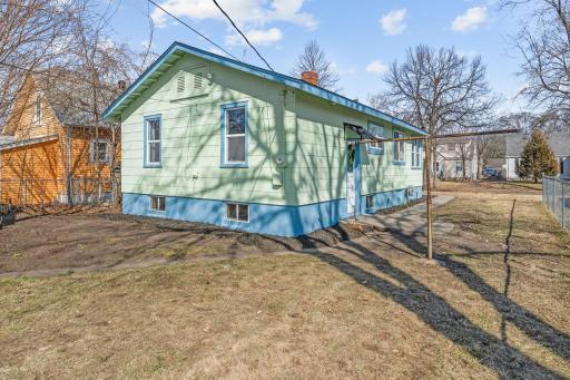 5233 Aldrich Avenue N, Minneapolis, MN 55430
