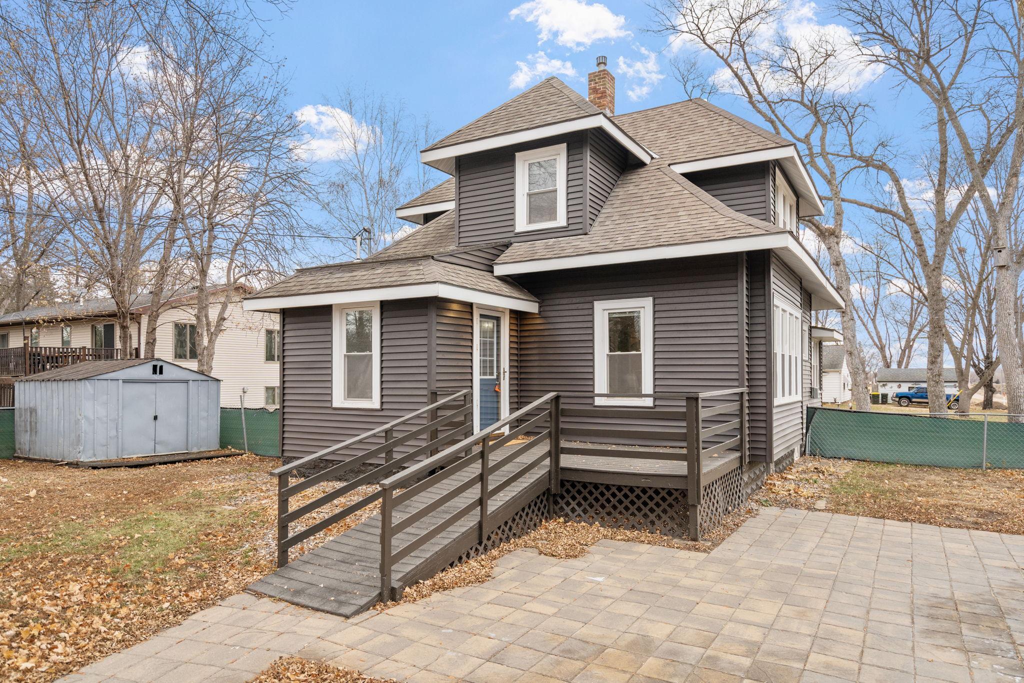 4-web-or-mls-212 E Road S-4.jpg