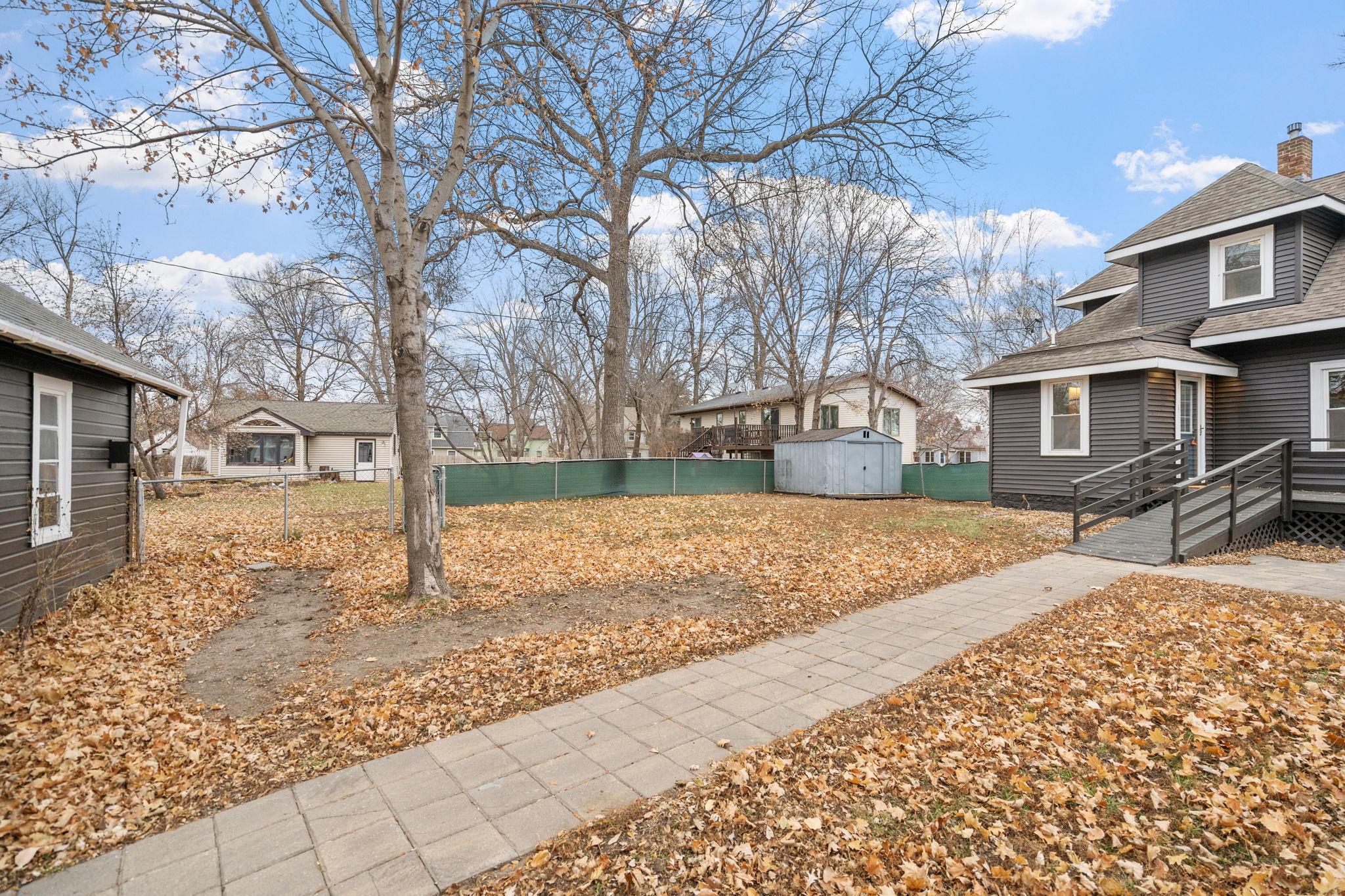 5-web-or-mls-212 E Road S-5.jpg
