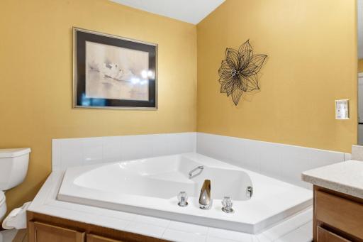 11204 Virginia Road, Minneapolis, MN 55438