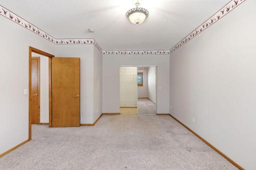 11204 Virginia Road, Minneapolis, MN 55438